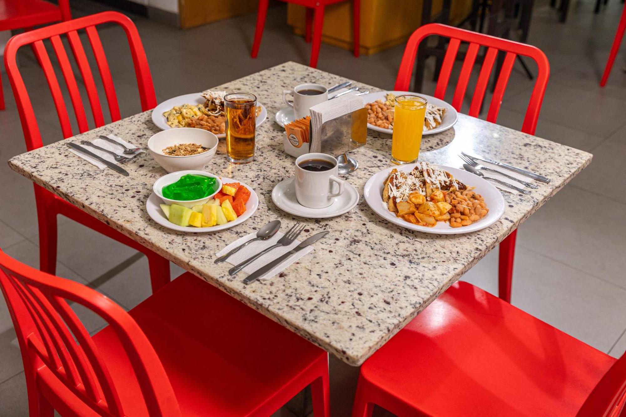 Hotel Mexico Plaza Silao Aeropuerto 外观 照片